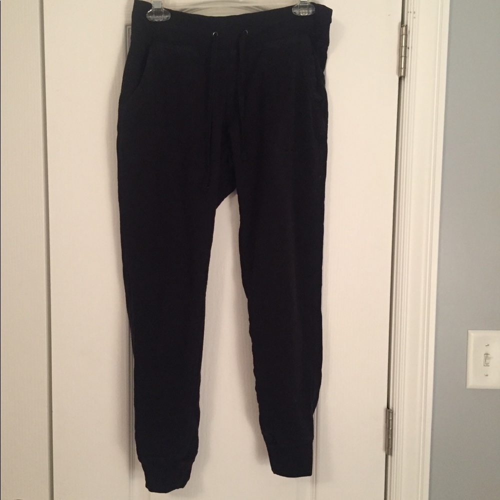 Black old navy joggers/sweats